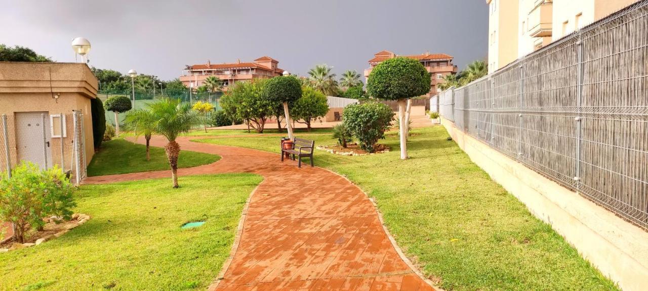 Apartamento Tomcar Piscina, Padel, Wifi Y Zonas Comunes Sanlucar de Barrameda Luaran gambar